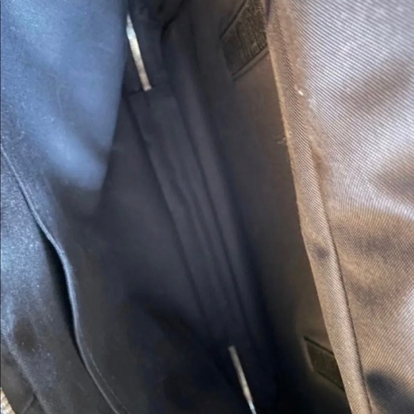 Louis Vuitton Black Overnight Cross Body - Picture 11 of 12